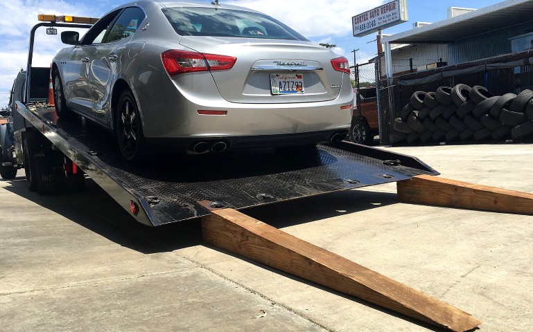 low profile towing ramps San Diego Exotic car / A&D Towing 